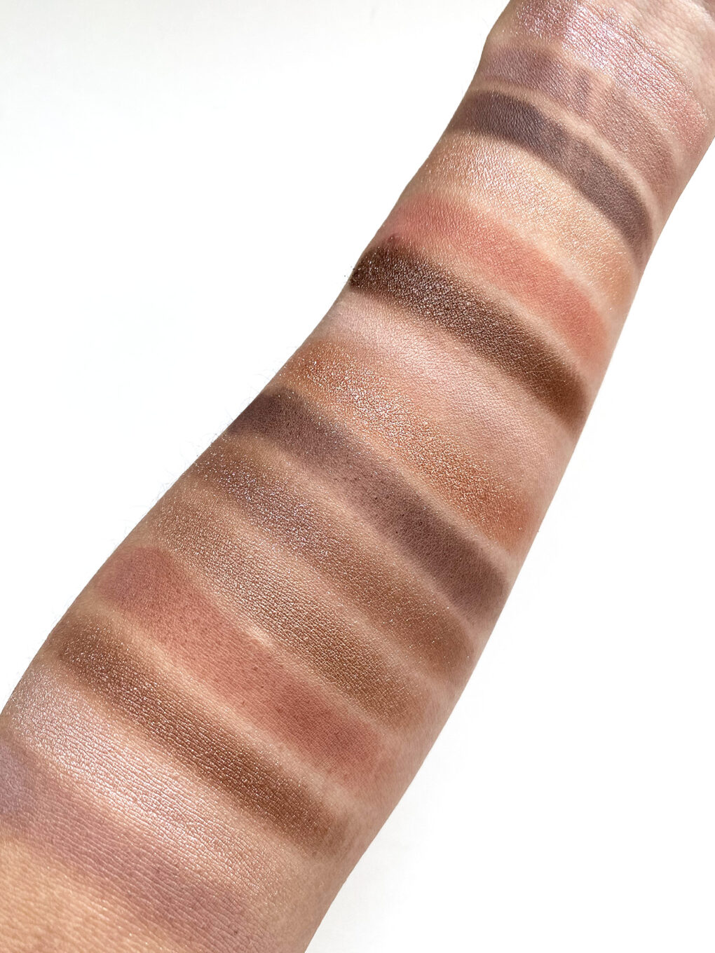 Natasha Denona I Need A Nude palette swatches